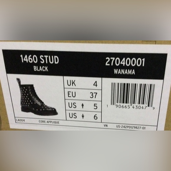 DR. MARTENS 1460 STUD WANAMA BOOTS - Picture 9 of 9